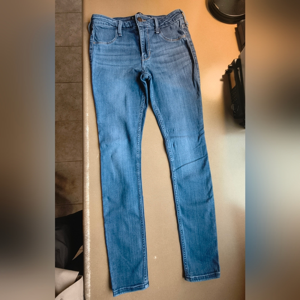 Hollister Women's Mid-Rise Jean Legging
